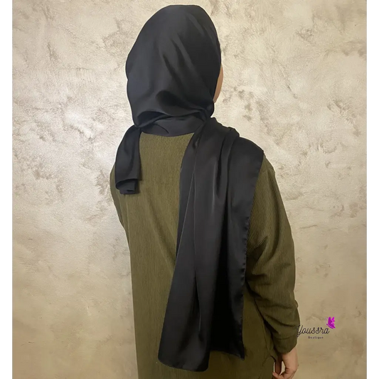 Hijab en Satin Noir